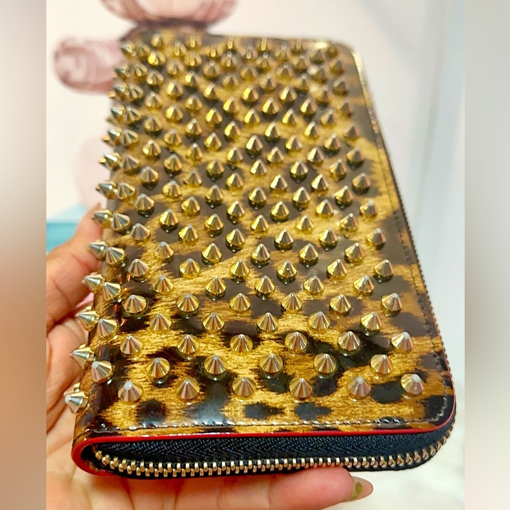 Christian Louboutin Leopard Studded Wallet - Picture 4 of 17